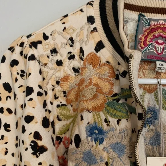 Johnny Was Floral Embroidered Cream Bomber Jacket - Picture 5 of 13